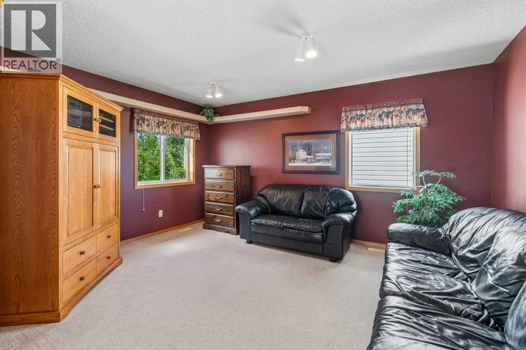 132 Hidden Ranch Crescent Nw, Calgary, Alberta  T3A 5W3 - Photo 19 - A2318654