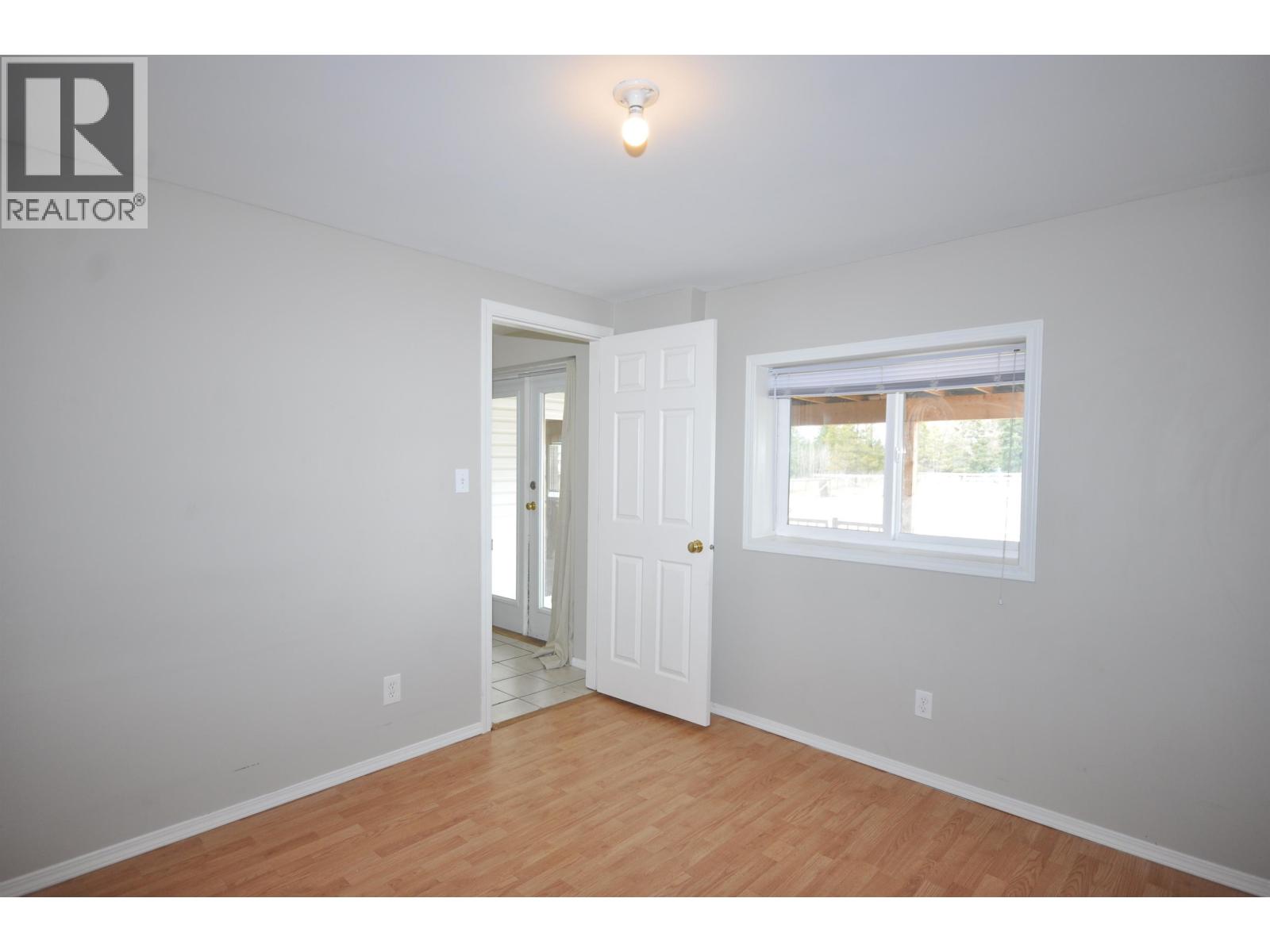 3238 Hinsche Road, 150 Mile House, British Columbia  V0K 2G0 - Photo 18 - R3105083