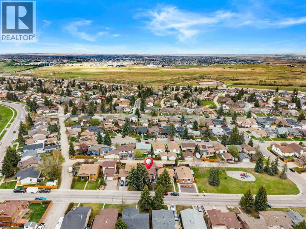 20 Bedwood Hill Ne, Calgary, Alberta  T3K 1L9 - Photo 39 - A2335316