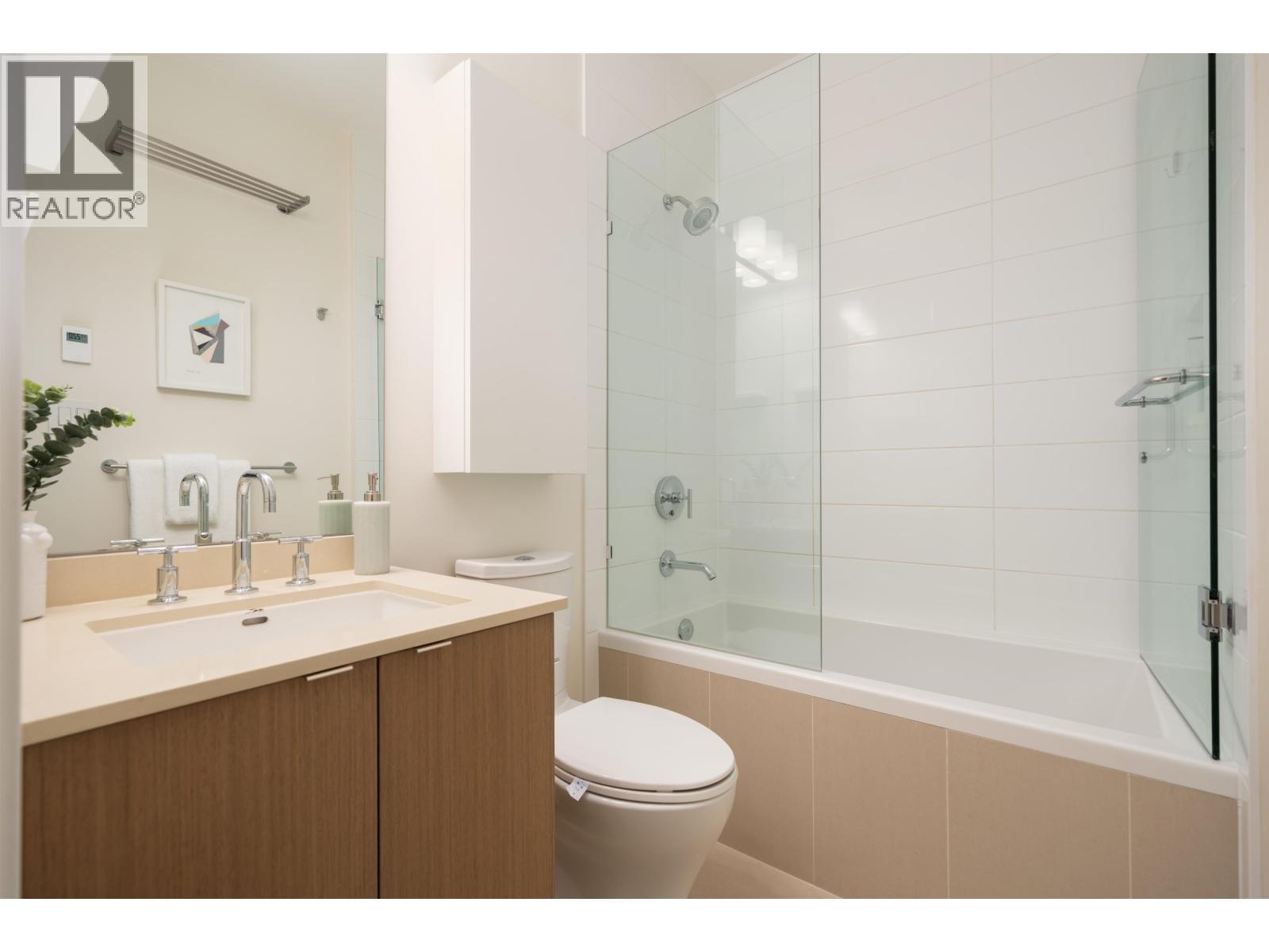 149 E 1st Avenue, Vancouver, British Columbia V6A 0E8 - Photo 14 - R3153628