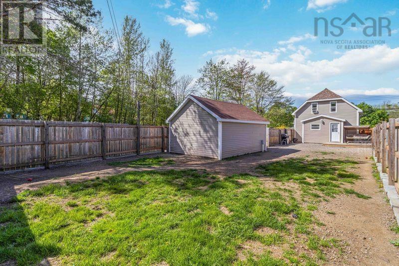 57 St Phillips Street, Bridgewater, Nova Scotia  B4V 1W4 - Photo 14 - 202612075