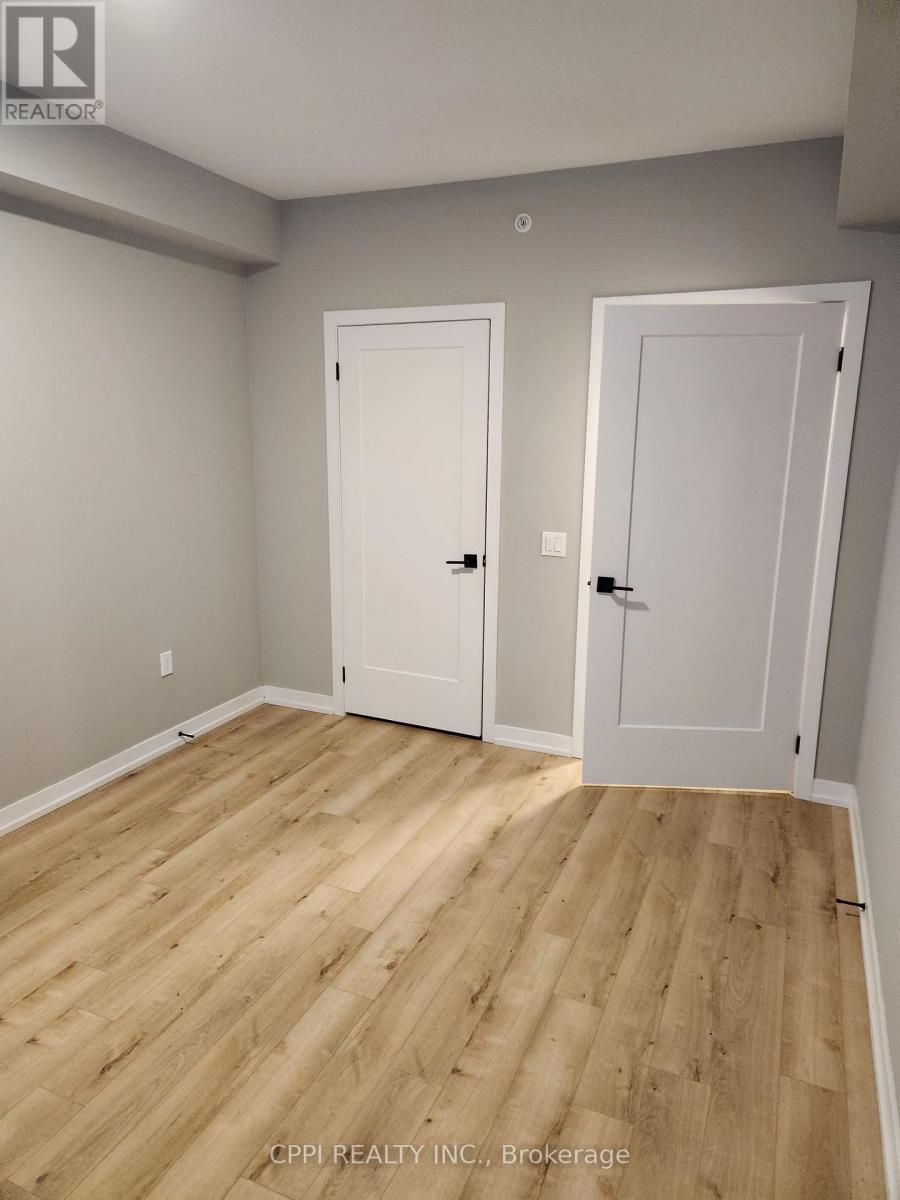 216 - 70 King Street E, Oshawa, Ontario L1H 0A2 - Photo 5 - E13648278