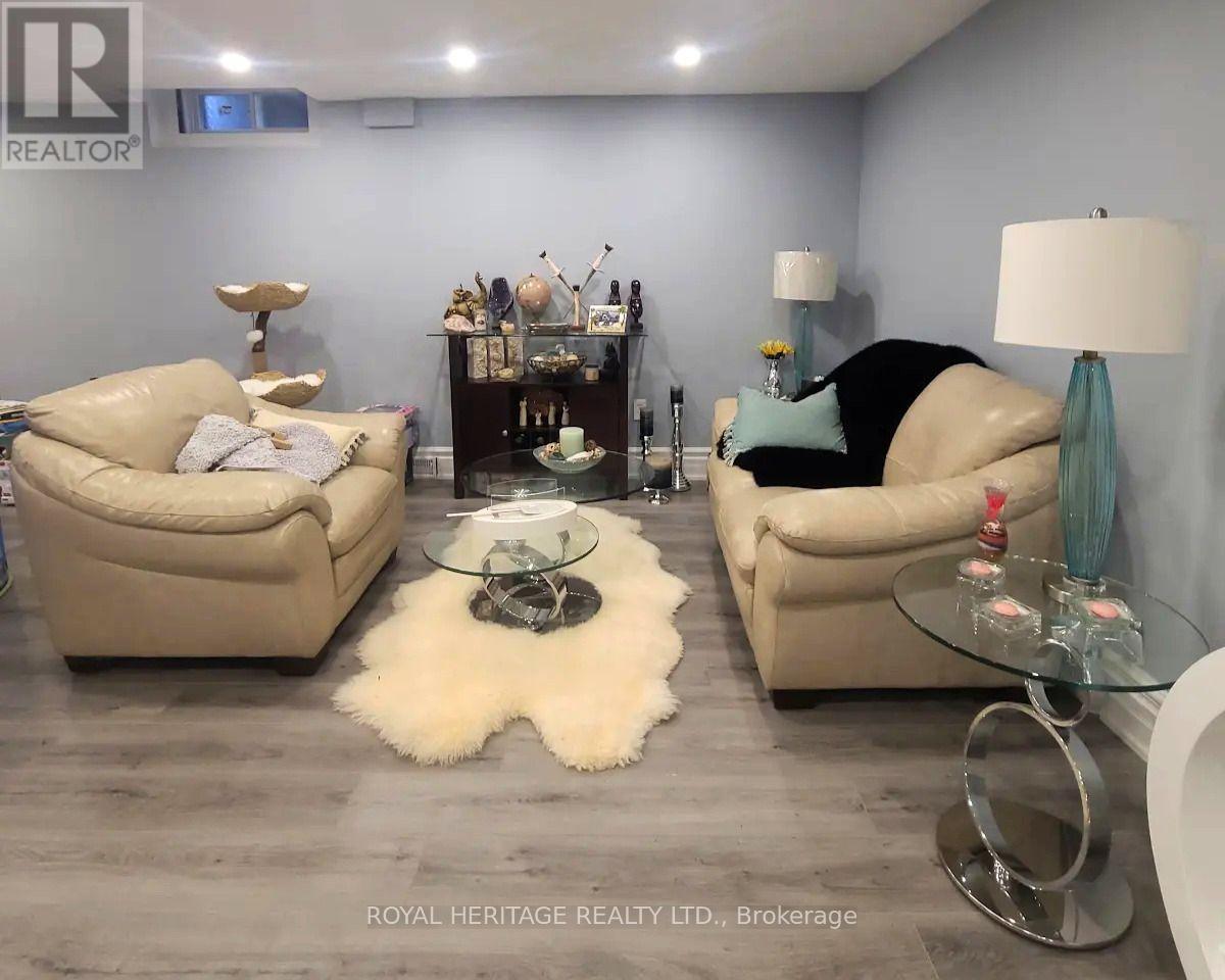 1221 Fieldstone Circle, Pickering, Ontario  L1X 1B9 - Photo 28 - E13648282