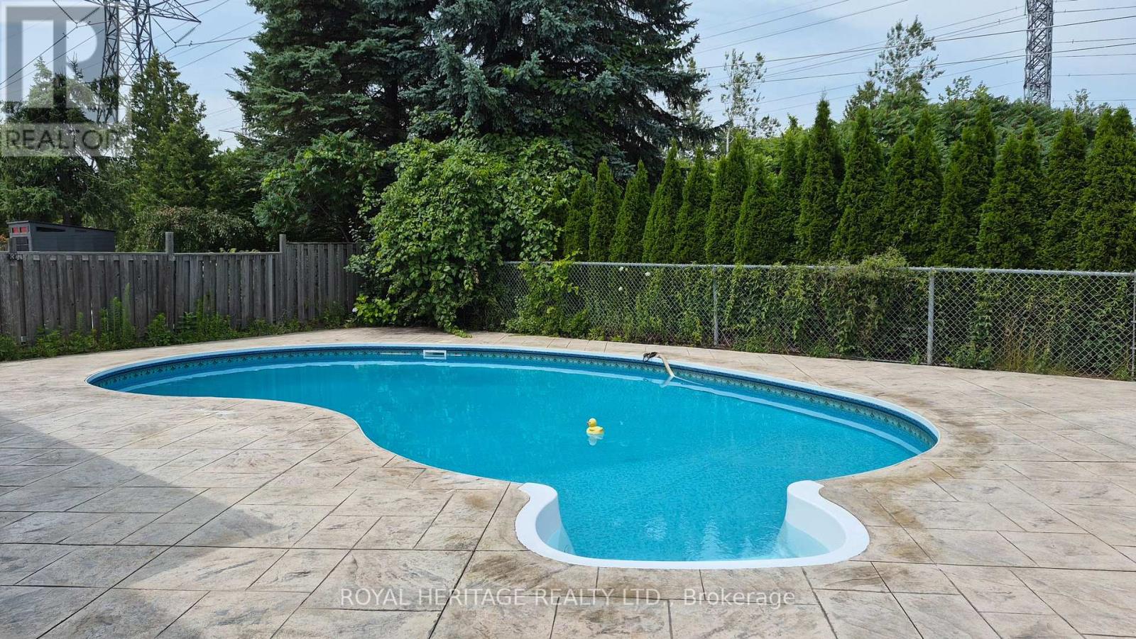 1221 Fieldstone Circle, Pickering, Ontario  L1X 1B9 - Photo 35 - E13648282
