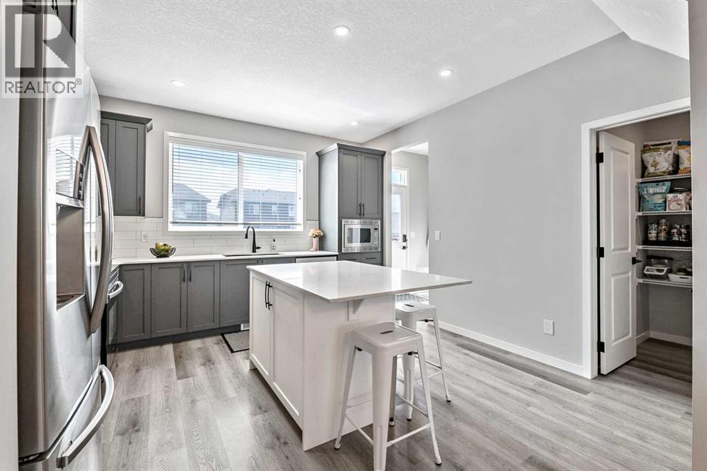 68 Wolf Gate, Okotoks, Alberta  T1S 5T9 - Photo 10 - A2329840
