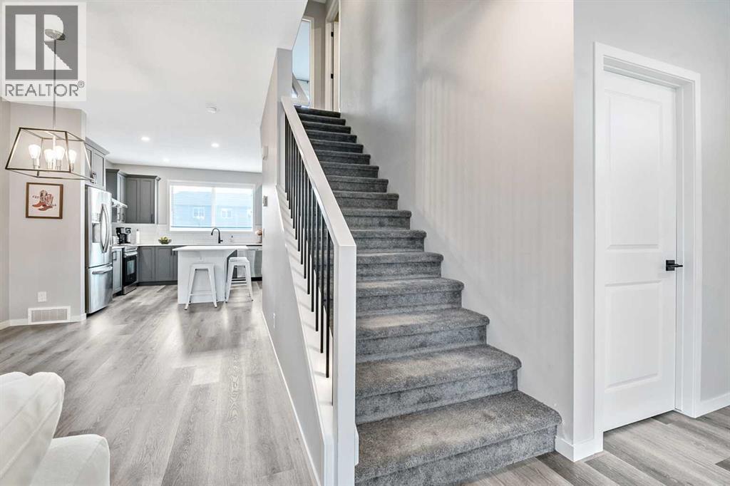 68 Wolf Gate, Okotoks, Alberta  T1S 5T9 - Photo 17 - A2329840