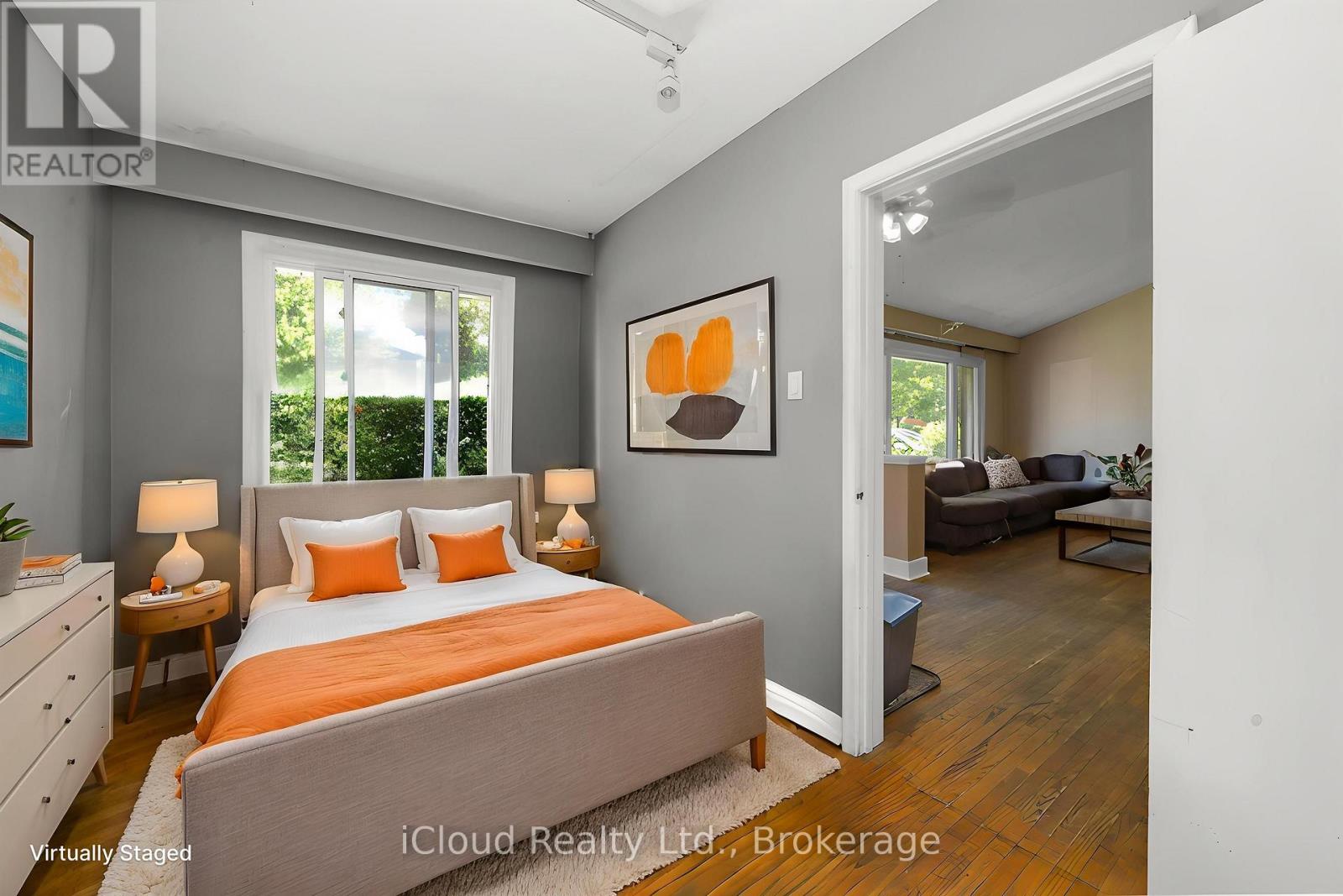 32 Mowbray Place, Halton Hills, Ontario  L7J 2J8 - Photo 10 - W13648286