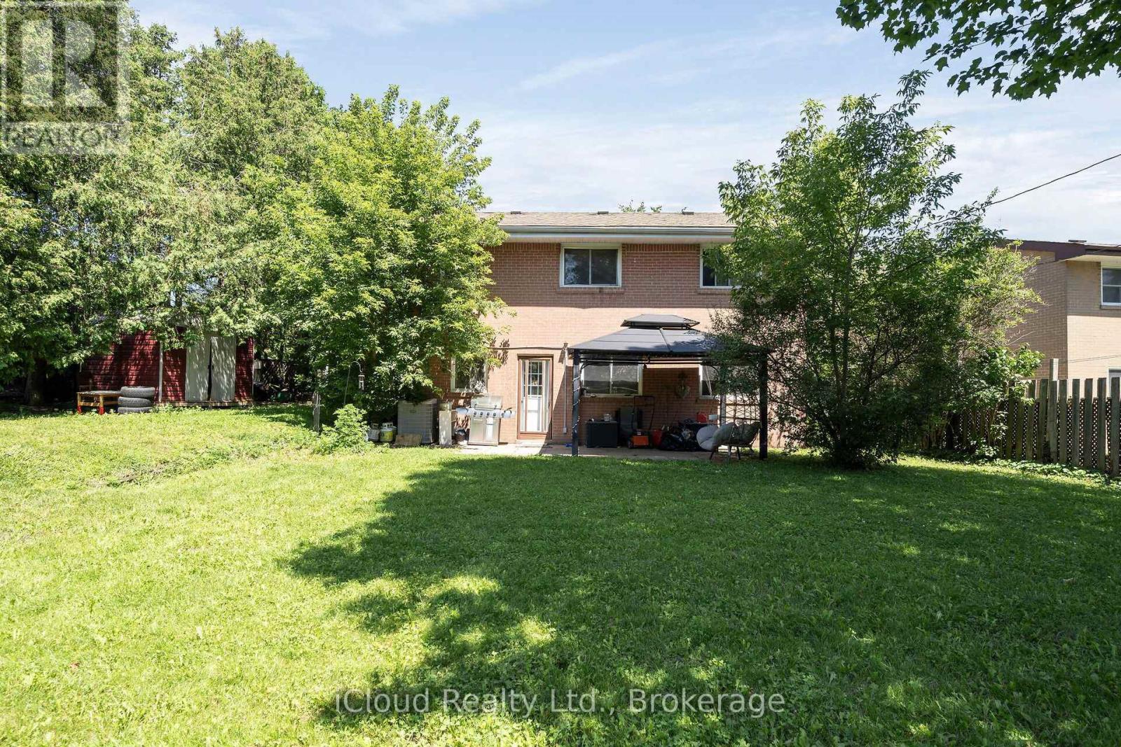 32 Mowbray Place, Halton Hills, Ontario  L7J 2J8 - Photo 23 - W13648286