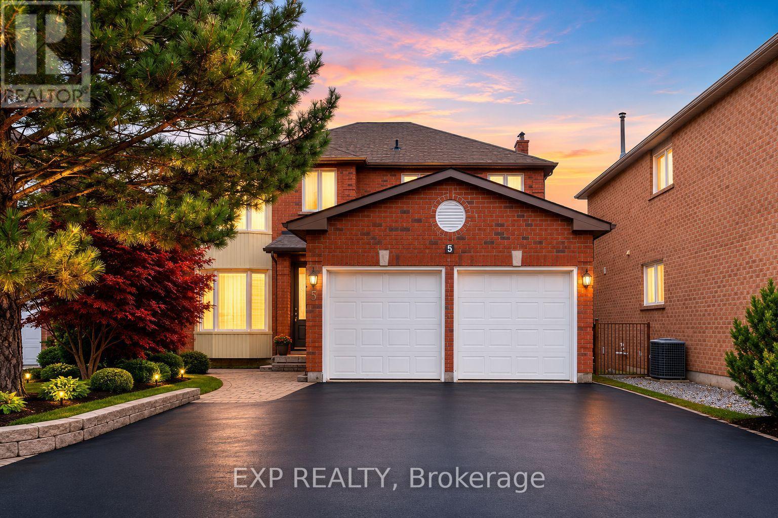 5 HYDE PARK DRIVE, Richmond Hill, Ontario