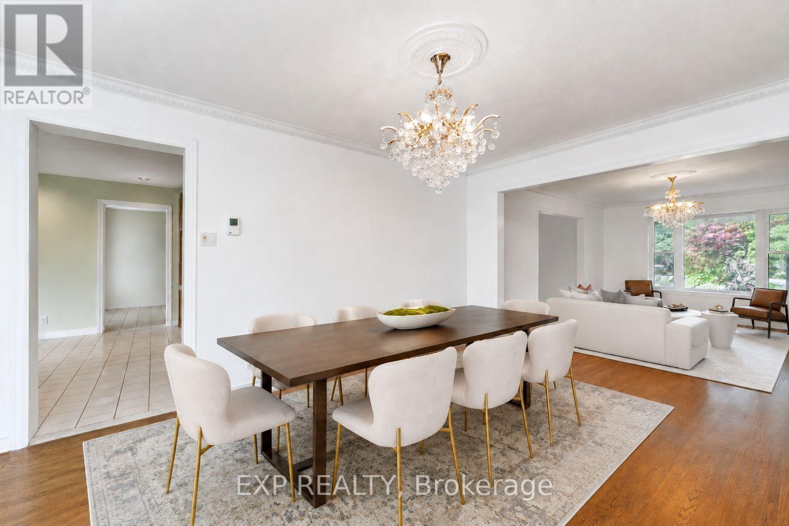 5 Hyde Park Drive, Richmond Hill, Ontario  L4B 1V3 - Photo 5 - N13645590
