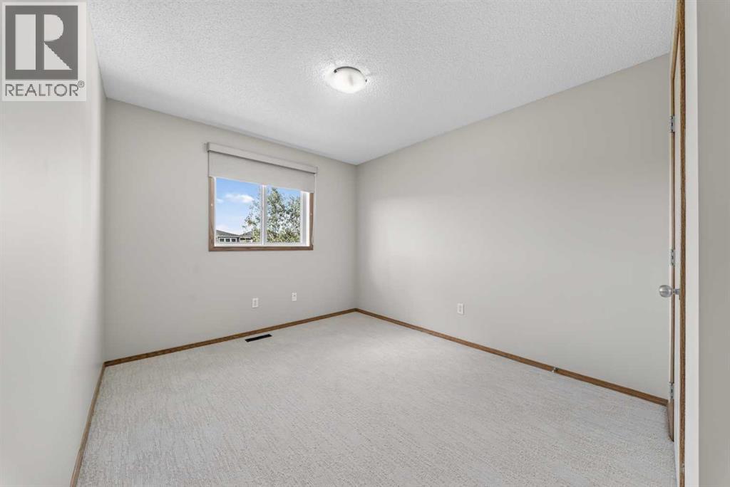 744 Luxstone Landing SW, Airdrie, Alberta  T4B 3L1 - Photo 27 - A2328521