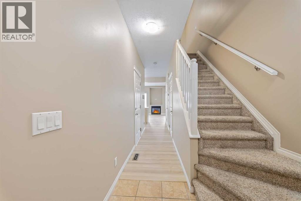 207, 620 Luxstone Landing SW, Airdrie, Alberta  T4B 0B5 - Photo 7 - A2330565