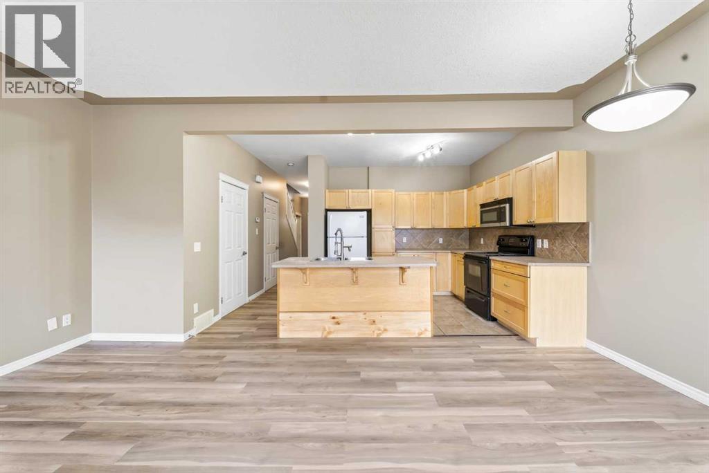 207, 620 Luxstone Landing SW, Airdrie, Alberta  T4B 0B5 - Photo 8 - A2330565