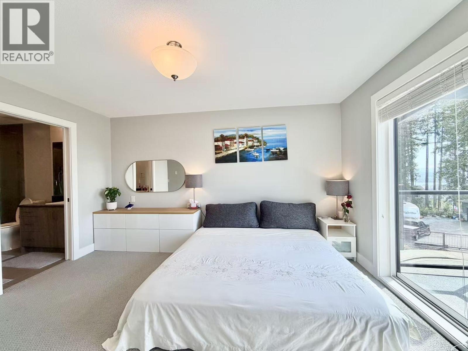 107 3525 Chandler Street, Coquitlam, British Columbia V3E 0L9 - Photo 2 - R3153333