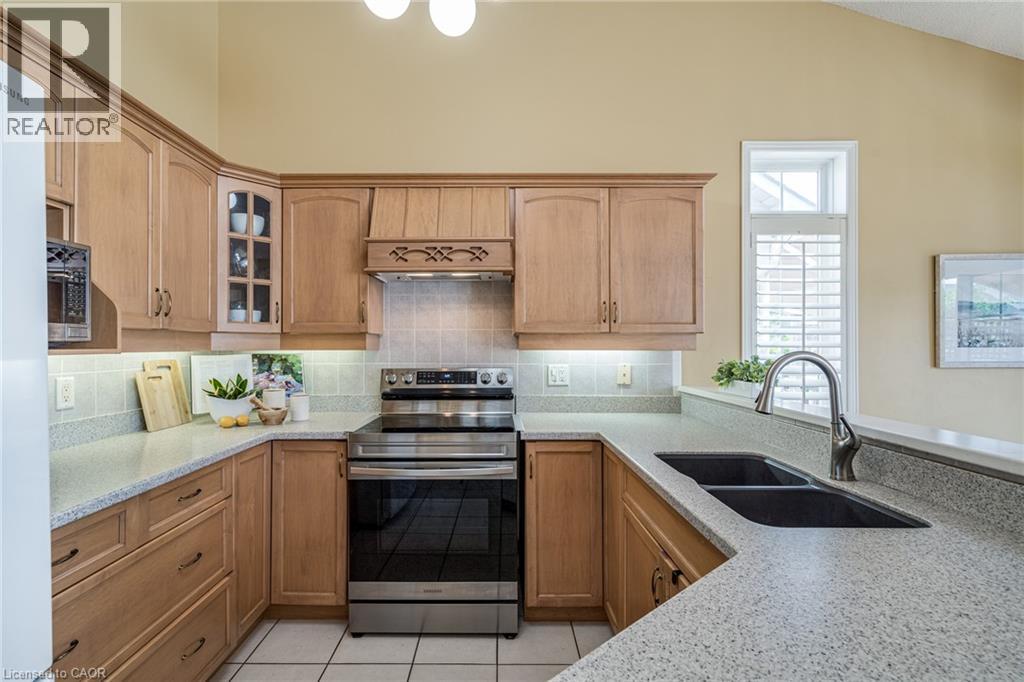 2278 Turnberry Road Unit# 13, Burlington, Ontario  L7M 4S6 - Photo 18 - 40851221