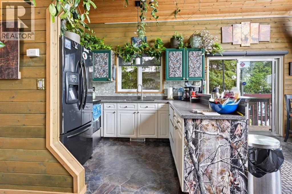 233 Appleby Crescent, South Baptiste, Alberta  T9S 1R7 - Photo 3 - A2335328