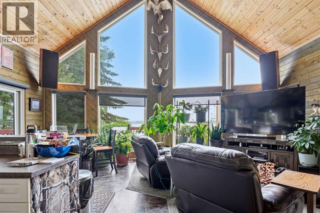 233 Appleby Crescent, South Baptiste, Alberta  T9S 1R7 - Photo 7 - A2335328