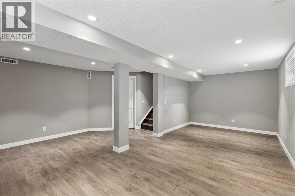 139 Hidden Creek Gardens NW, Calgary, Alberta  T3A 6J4 - Photo 30 - A2335481