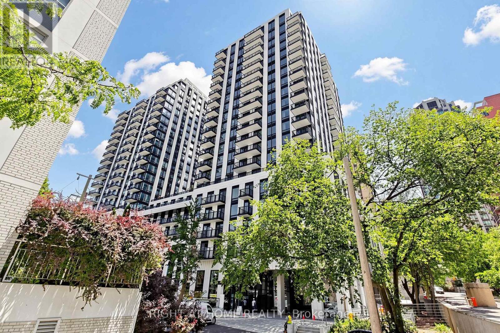 1009 - 91 MONTCLAIR AVENUE, Toronto, Ontario