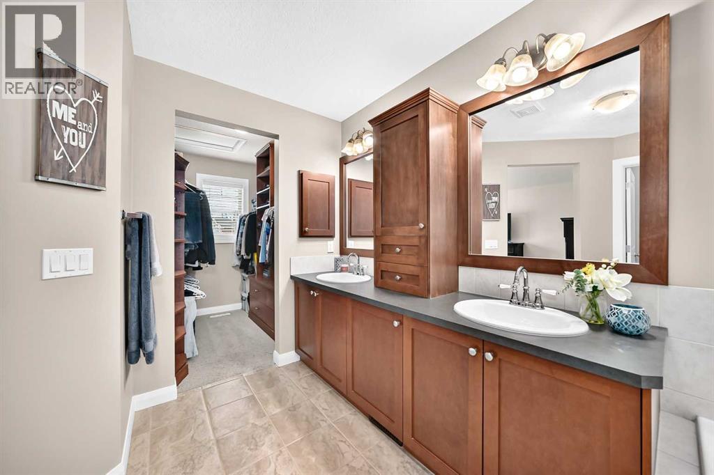11 Westridge Way, Okotoks, Alberta  T1S 0K1 - Photo 22 - A2331479