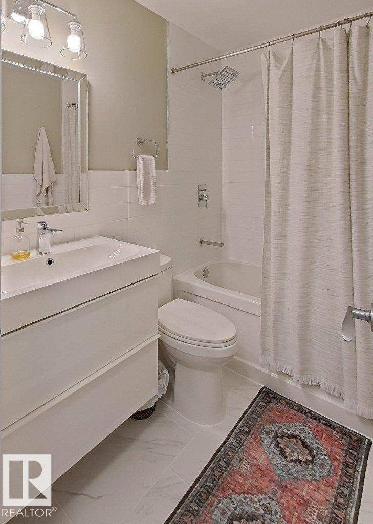 2725 104a St NW, Edmonton, Alberta  T6J 4C4 - Photo 20 - E4502540