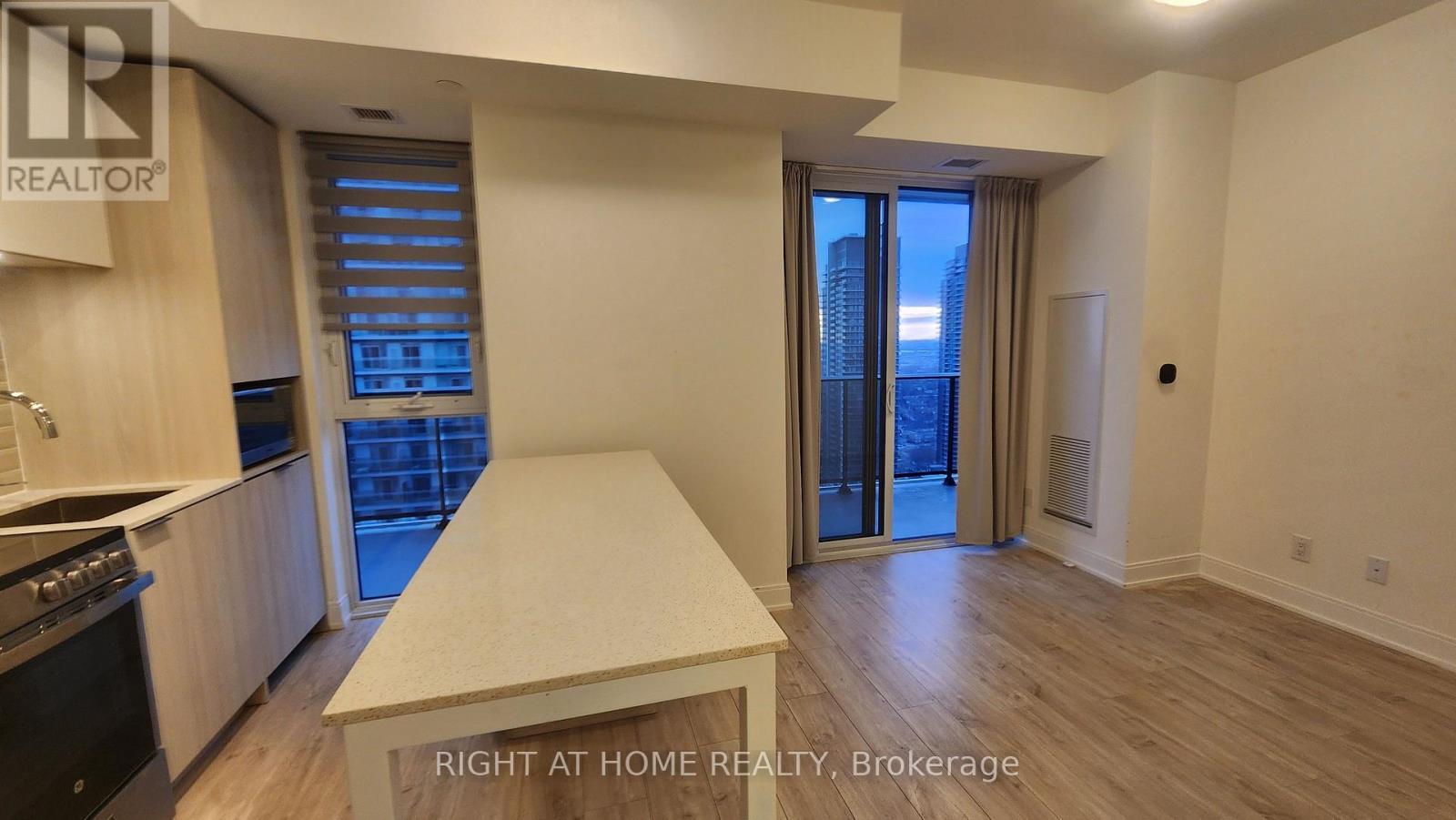 3207 - 70 Annie Craig Drive, Toronto, Ontario  M8V 0C4 - Photo 10 - W13648298