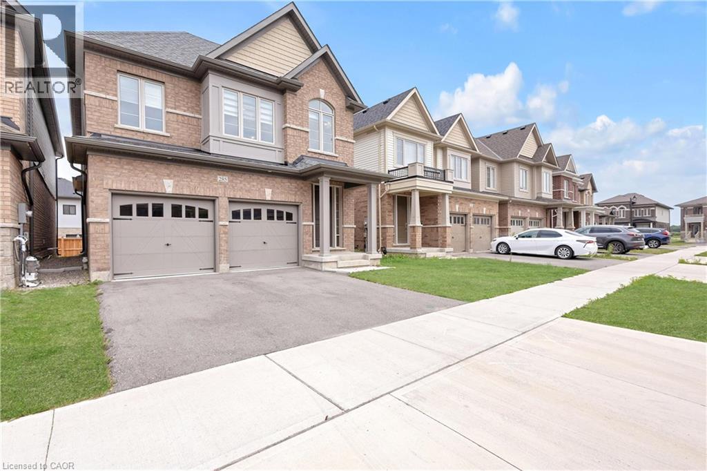 285 BROADACRE Drive, Kitchener, Ontario