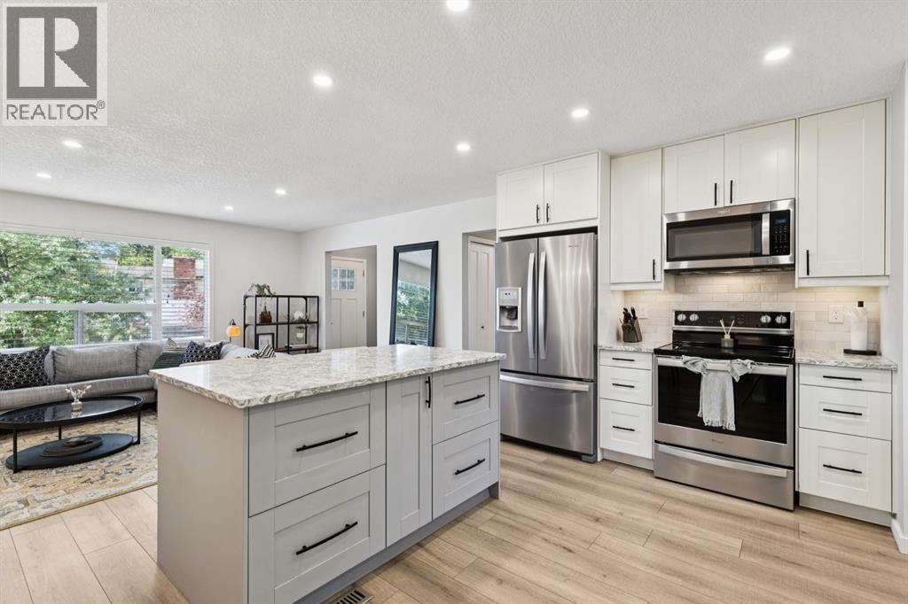 716 Cantree Road Sw, Calgary, Alberta  T2W 2L5 - Photo 15 - A2324333