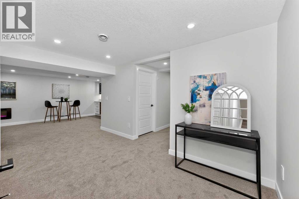 12031 Candiac Road SW, Calgary, Alberta  T2W 1L1 - Photo 19 - A2335455