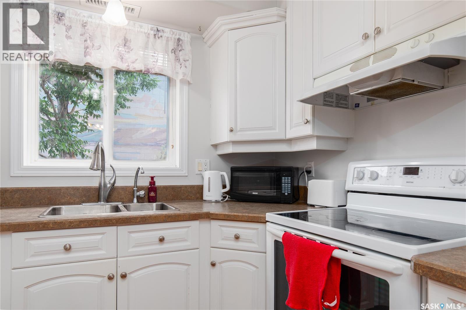 104 65 Hochelaga Street W, Moose Jaw, Saskatchewan  S6H 2E9 - Photo 21 - SK044714