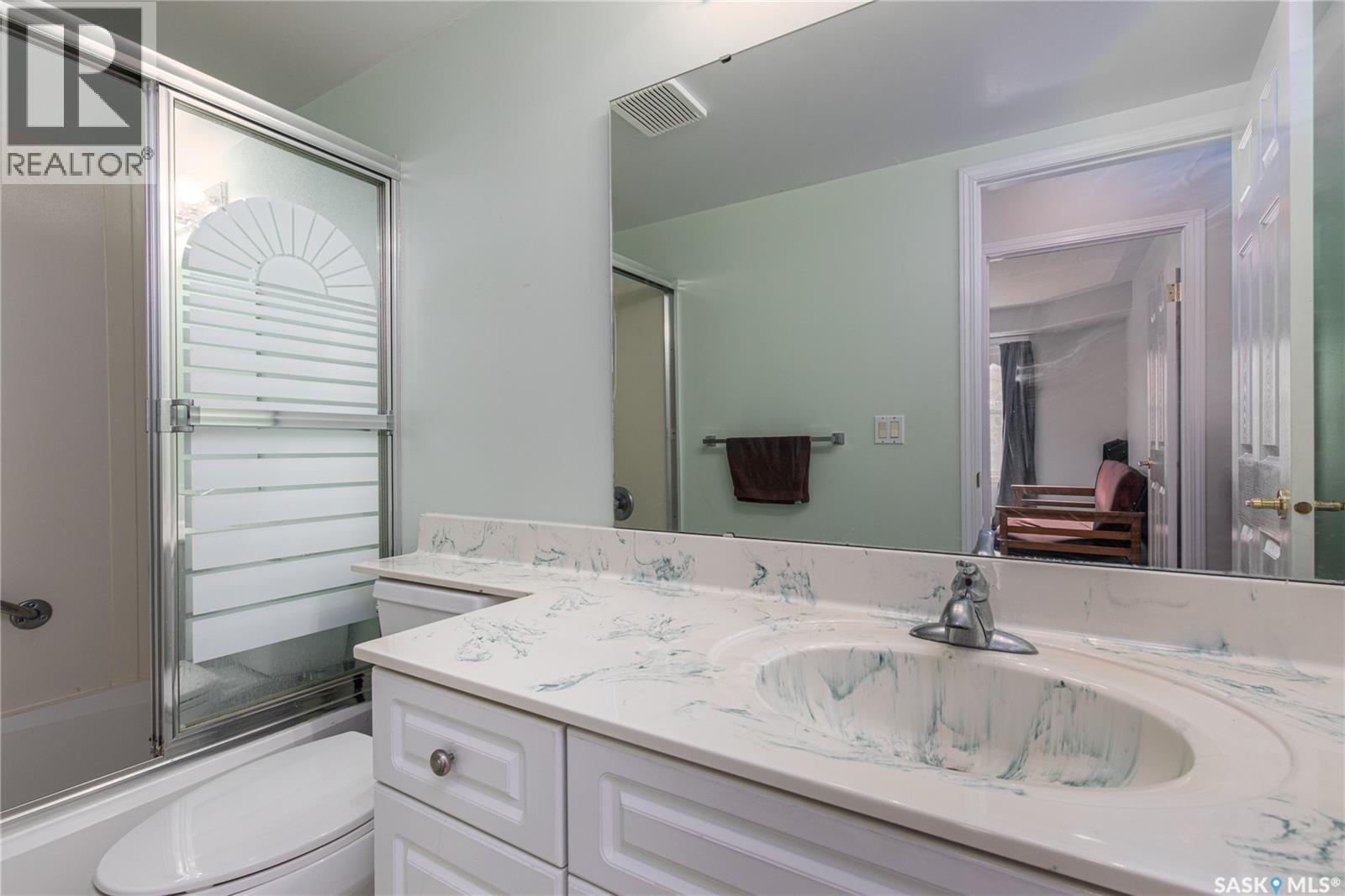 104 65 Hochelaga Street W, Moose Jaw, Saskatchewan  S6H 2E9 - Photo 32 - SK044714