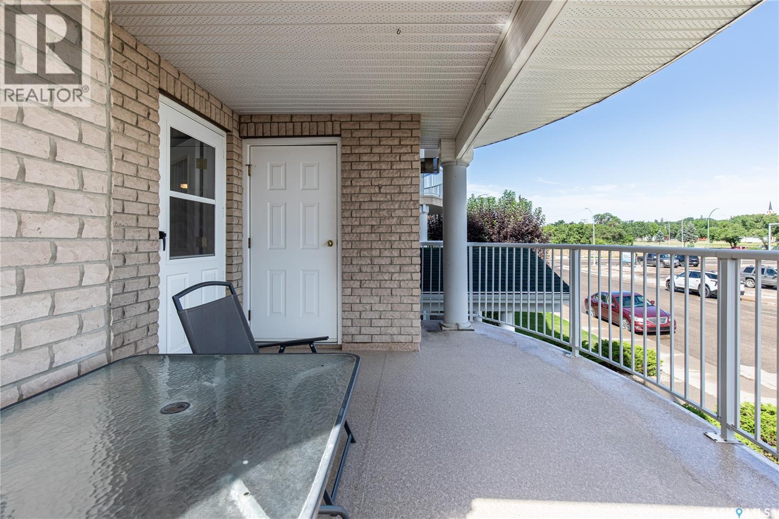 104 65 Hochelaga Street W, Moose Jaw, Saskatchewan  S6H 2E9 - Photo 34 - SK044714