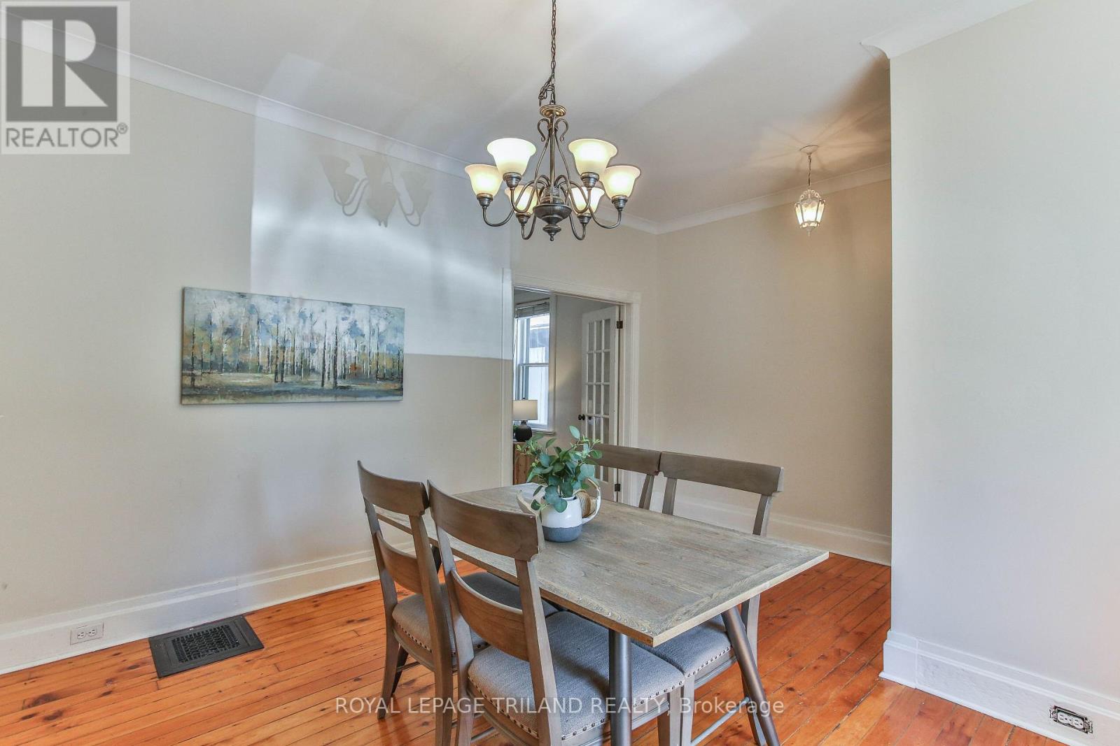 38 Byron Avenue E, London South, Ontario  N6C 1C5 - Photo 7 - X13648362