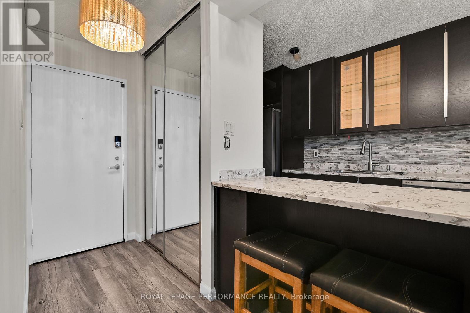 1102 - 1785 Frobisher Lane, Ottawa, Ontario  K1G 3T7 - Photo 10 - X13648396