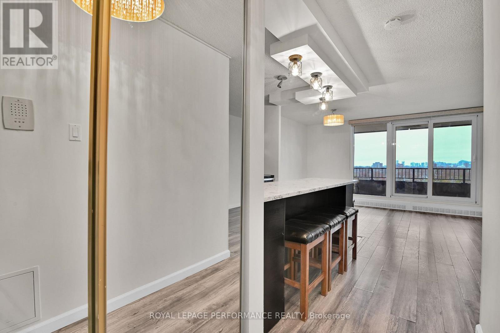 1102 - 1785 Frobisher Lane, Ottawa, Ontario  K1G 3T7 - Photo 11 - X13648396