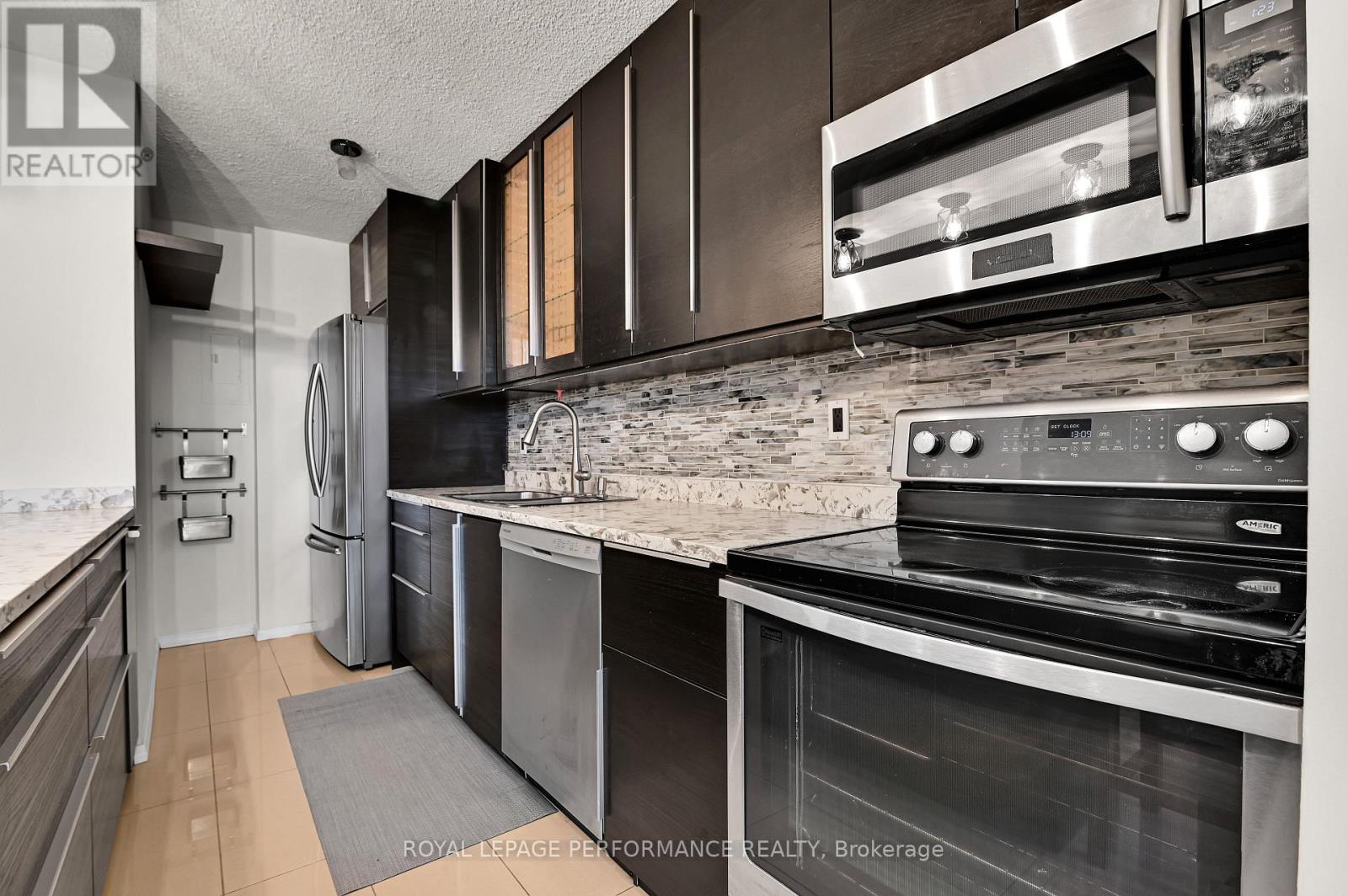1102 - 1785 Frobisher Lane, Ottawa, Ontario  K1G 3T7 - Photo 14 - X13648396