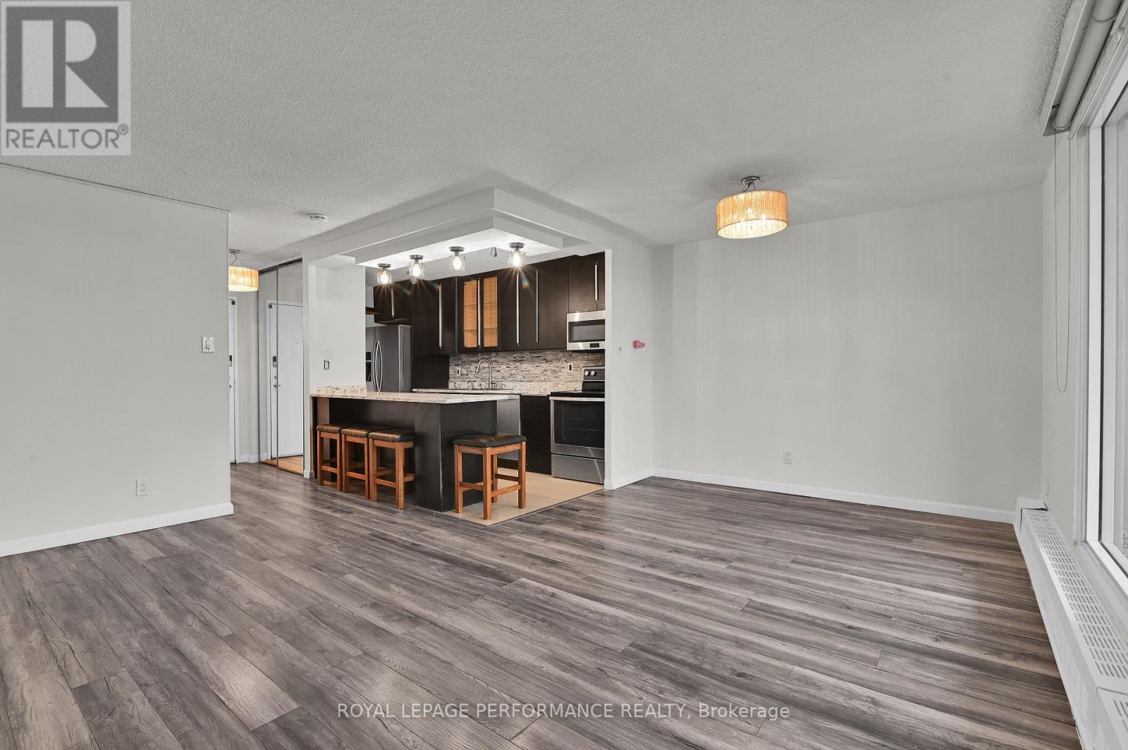 1102 - 1785 Frobisher Lane, Ottawa, Ontario  K1G 3T7 - Photo 17 - X13648396