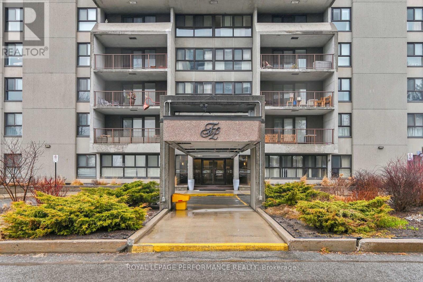 1102 - 1785 Frobisher Lane, Ottawa, Ontario  K1G 3T7 - Photo 5 - X13648396
