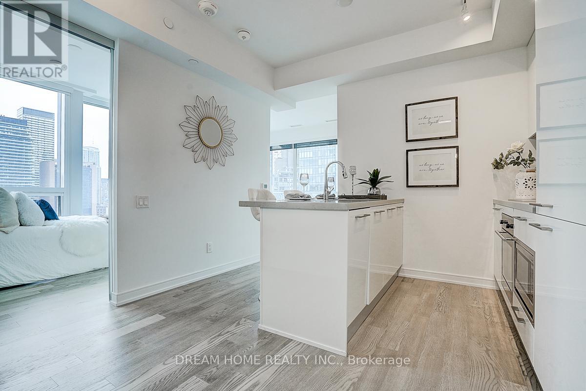 1809 - 3 Gloucester Street, Toronto, Ontario  M4Y 0C6 - Photo 12 - C13648386