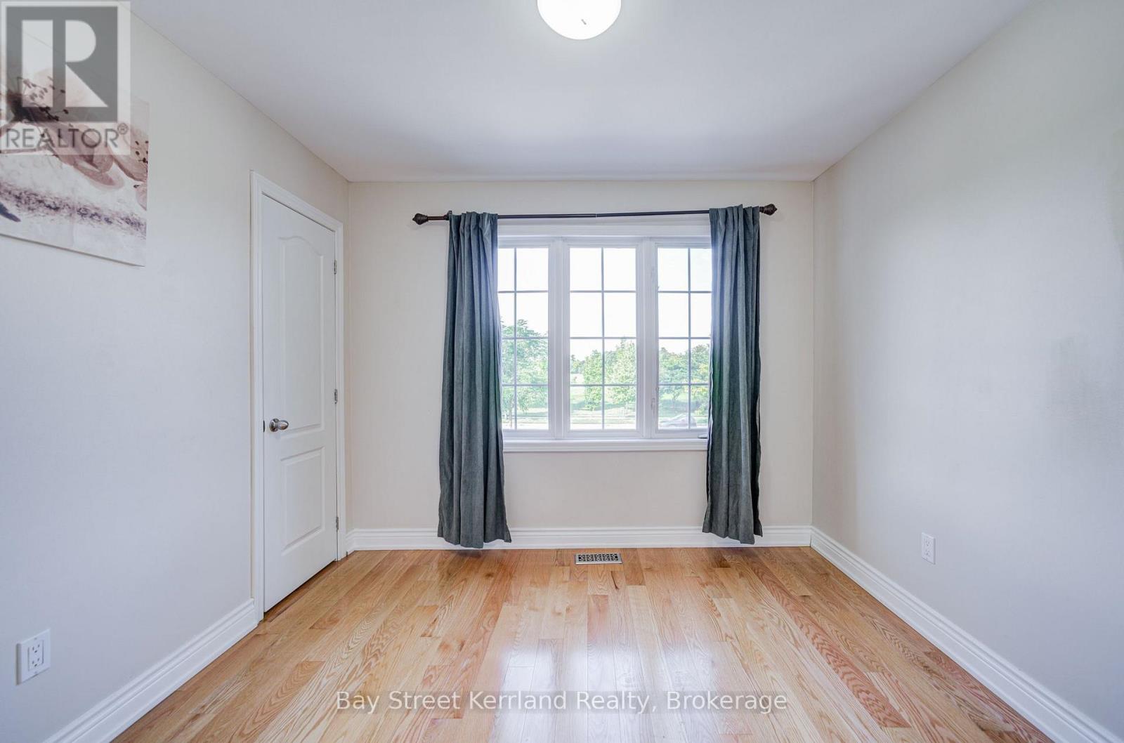 2320 Proudfoot Trail, Oakville, Ontario  L6M 3Y2 - Photo 16 - W13648392