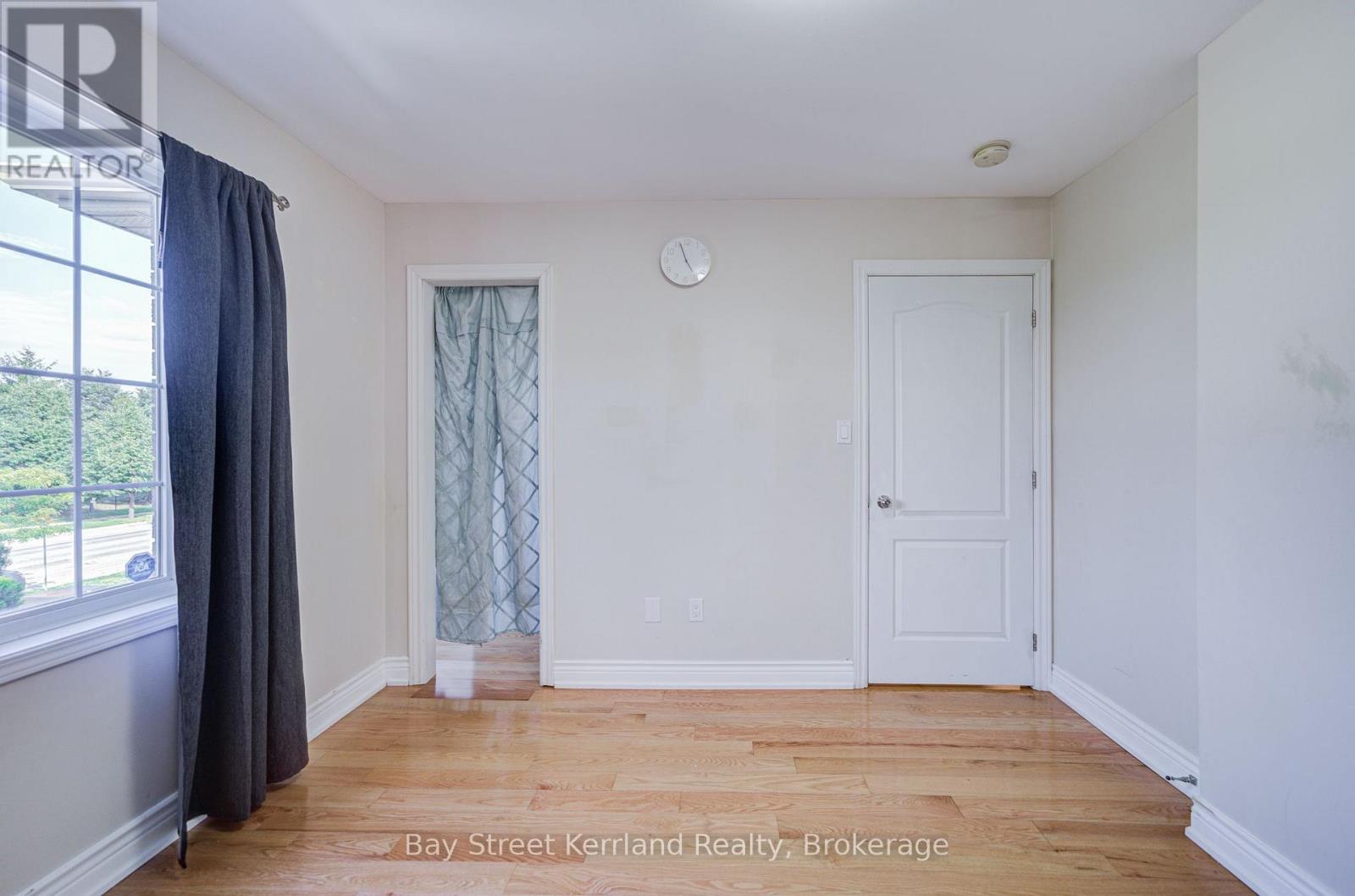2320 Proudfoot Trail, Oakville, Ontario  L6M 3Y2 - Photo 17 - W13648392