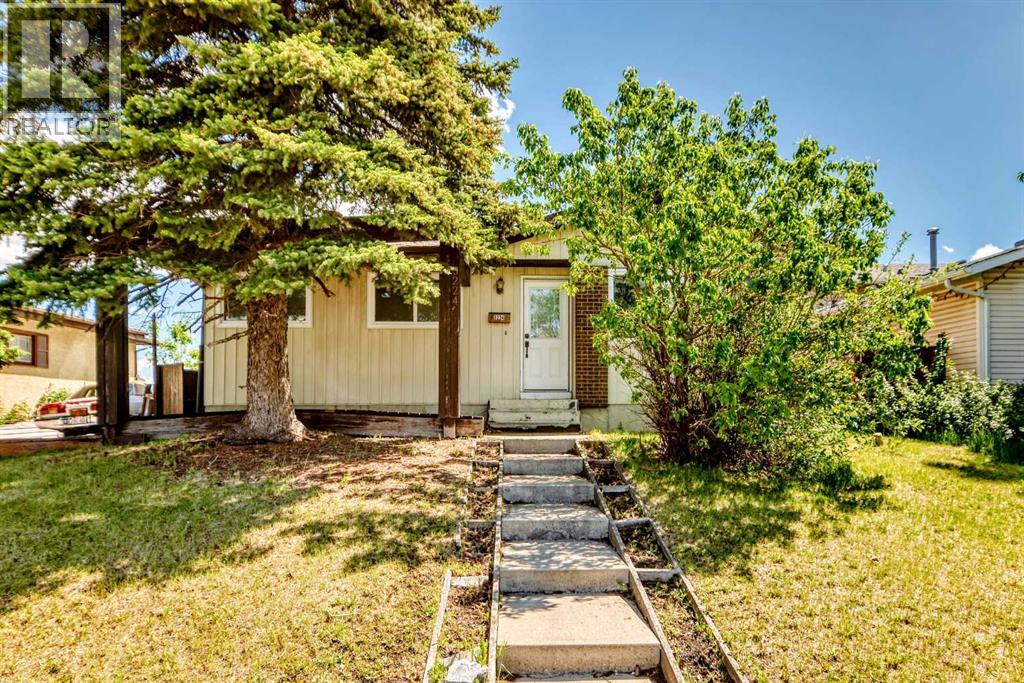 3224 Rundlelawn Road Ne, Calgary, Alberta  T1y 3h5 - Photo 1 - A2317756