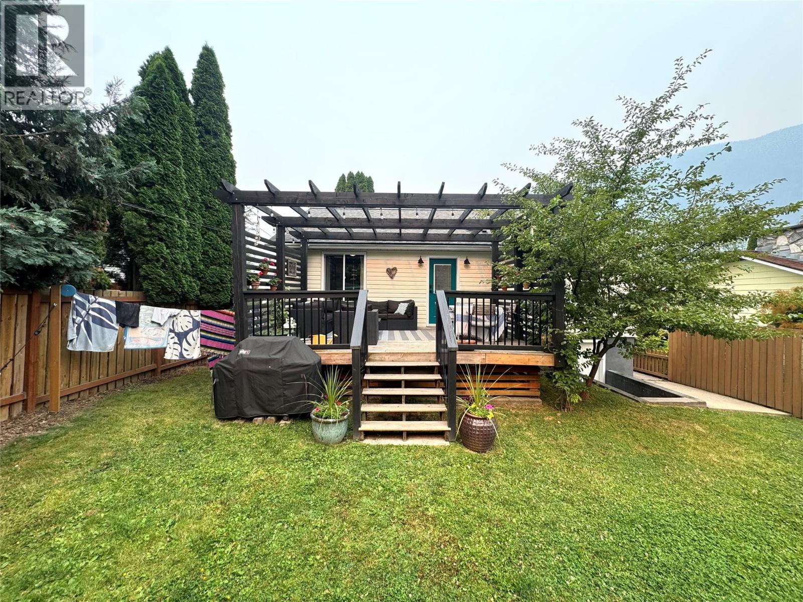 612 Second Street, Nelson, British Columbia V1L 2L8 - Photo 8 - 10396537