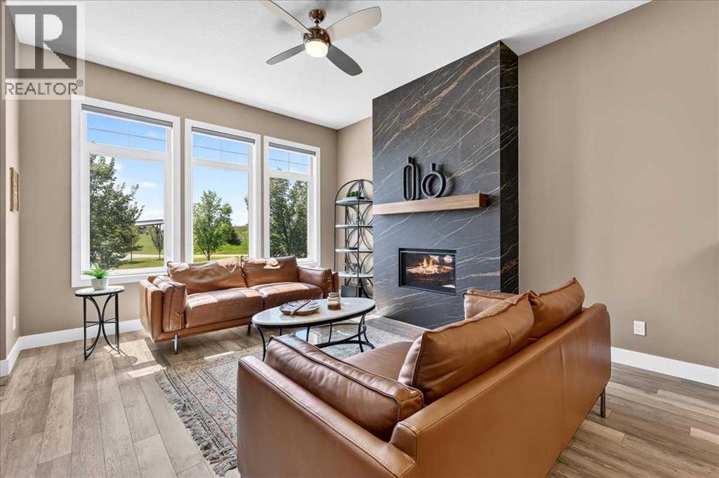 24 Mahogany Gardens Se, Calgary, Alberta  T3M 2S2 - Photo 3 - A2334751