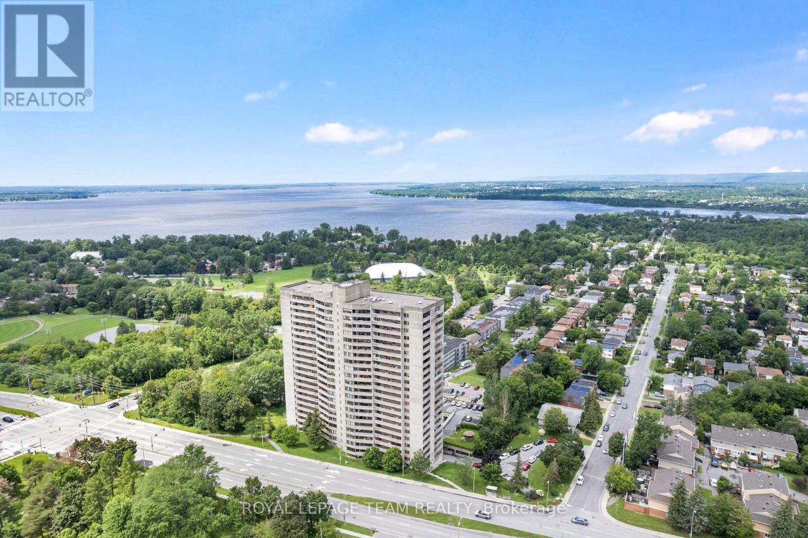 1402 - 415 GREENVIEW AVENUE, Ottawa, Ontario