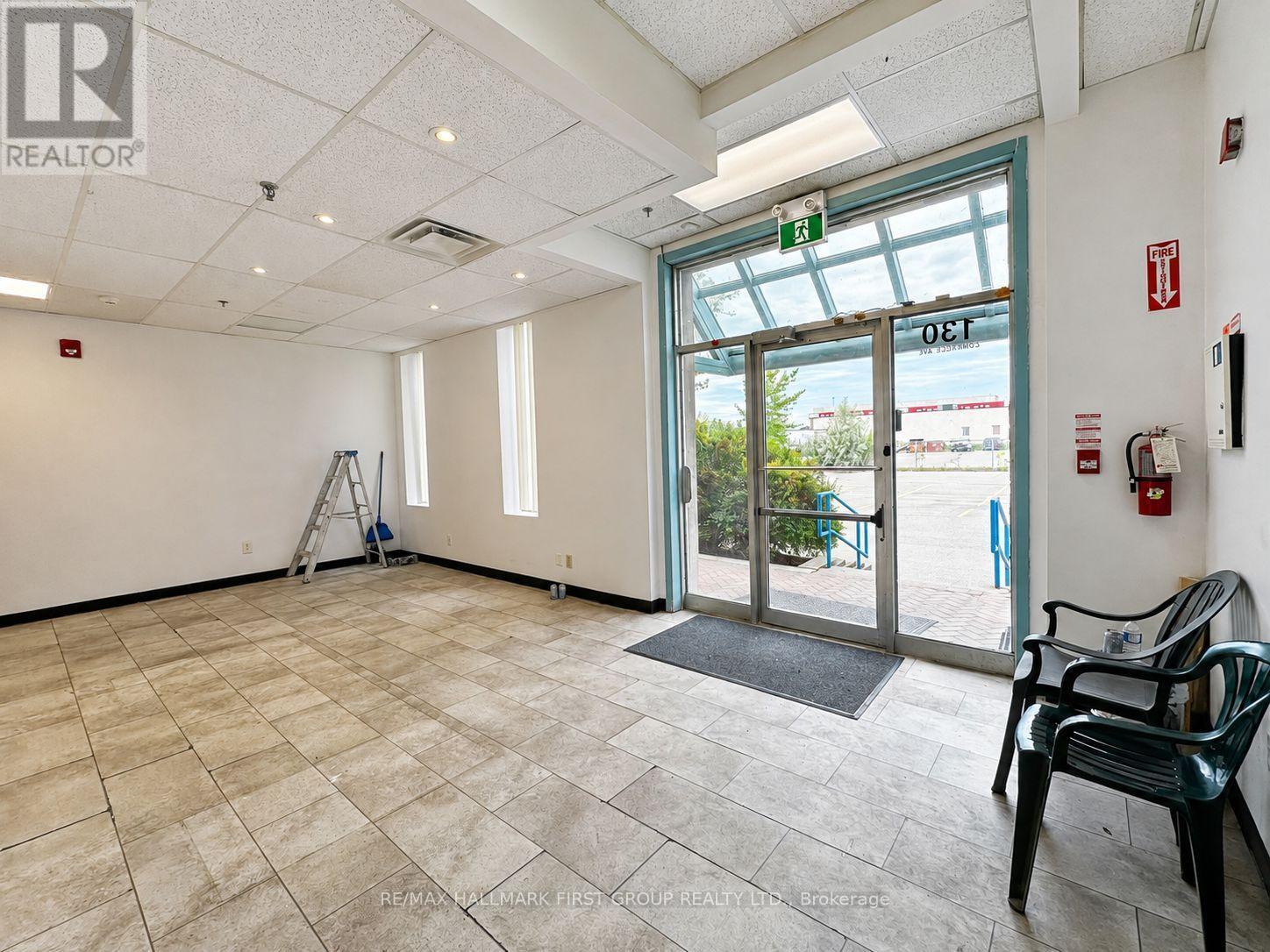126 Commercial Avenue, Ajax, Ontario  L1S 2H5 - Photo 5 - E13648322