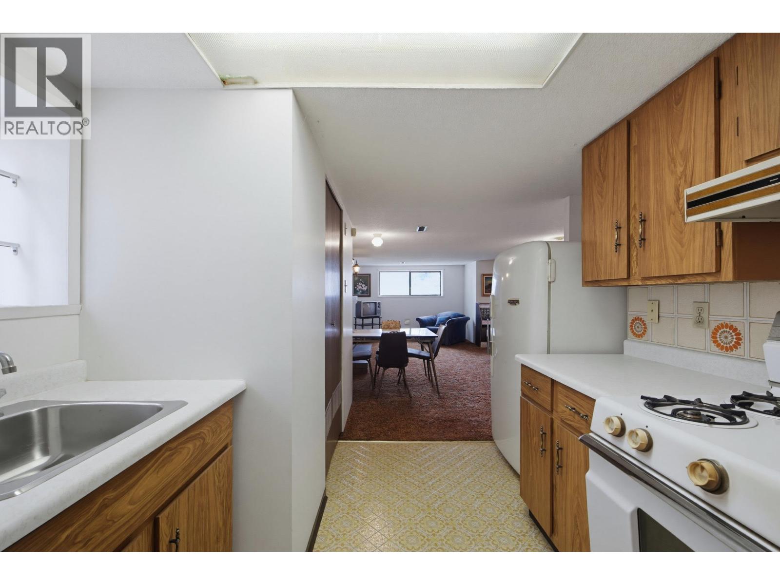 2546 Napier Street, Vancouver, British Columbia  V5K 2W5 - Photo 26 - R3137631