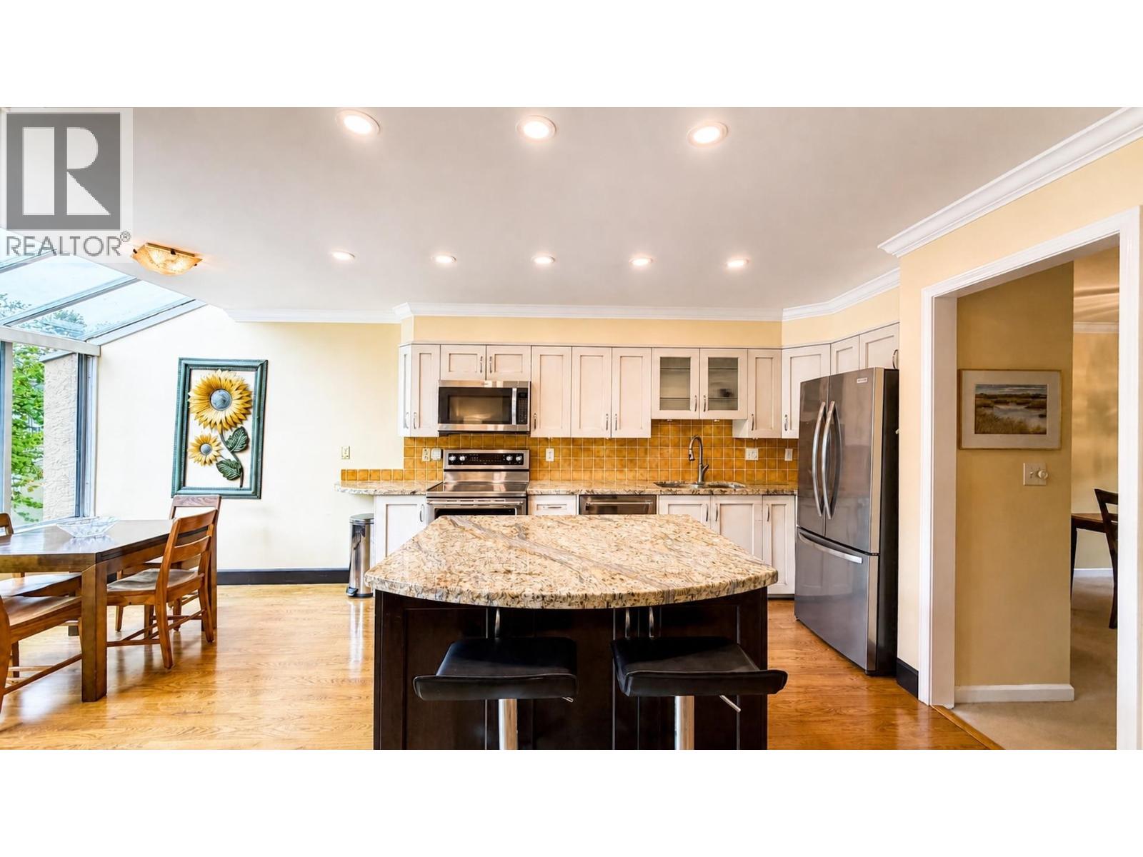 2387 Quayside Court, Vancouver, British Columbia  V5P 4W2 - Photo 6 - R3151884