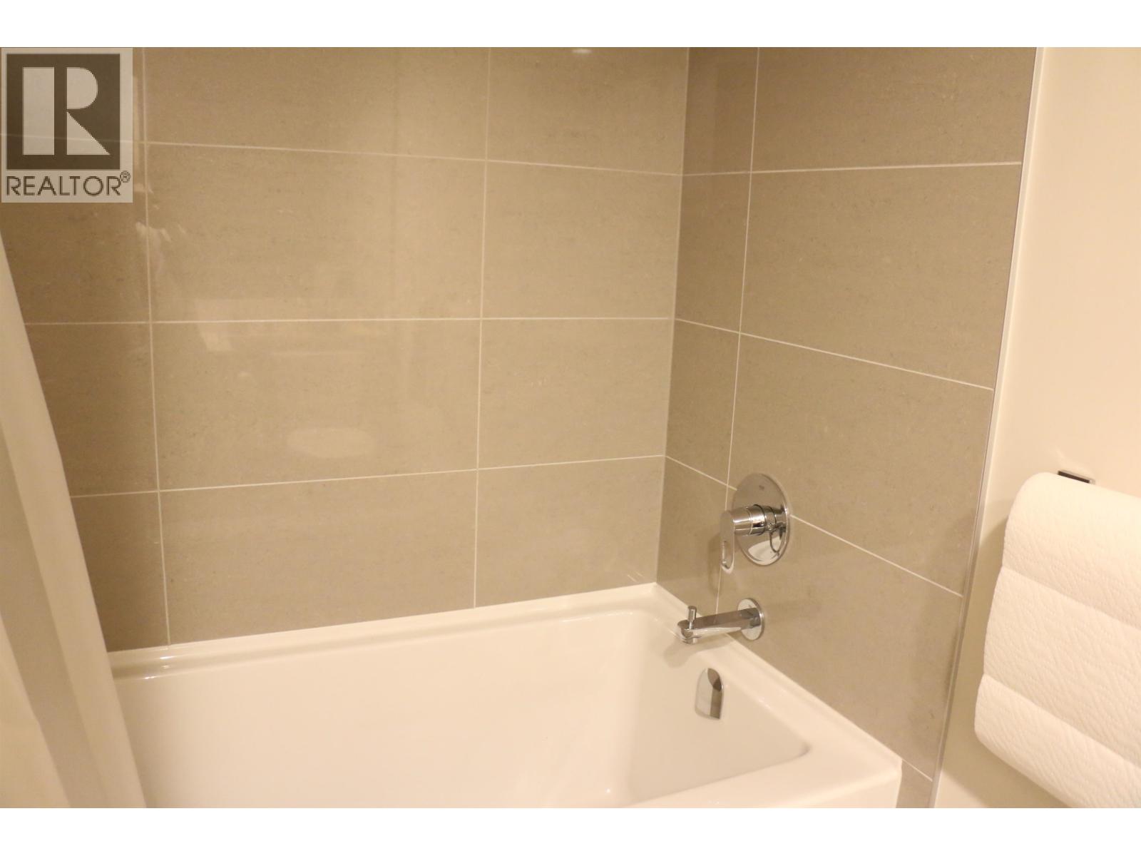 1902 3096 Windsor Gate, Coquitlam, British Columbia  V3B 0P4 - Photo 9 - R3144709