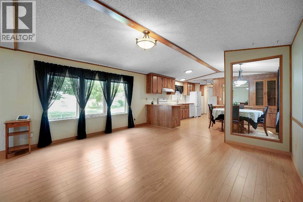 169 Erin Woods Circle SE, Calgary, Alberta  T2B 3E1 - Photo 13 - A2334682